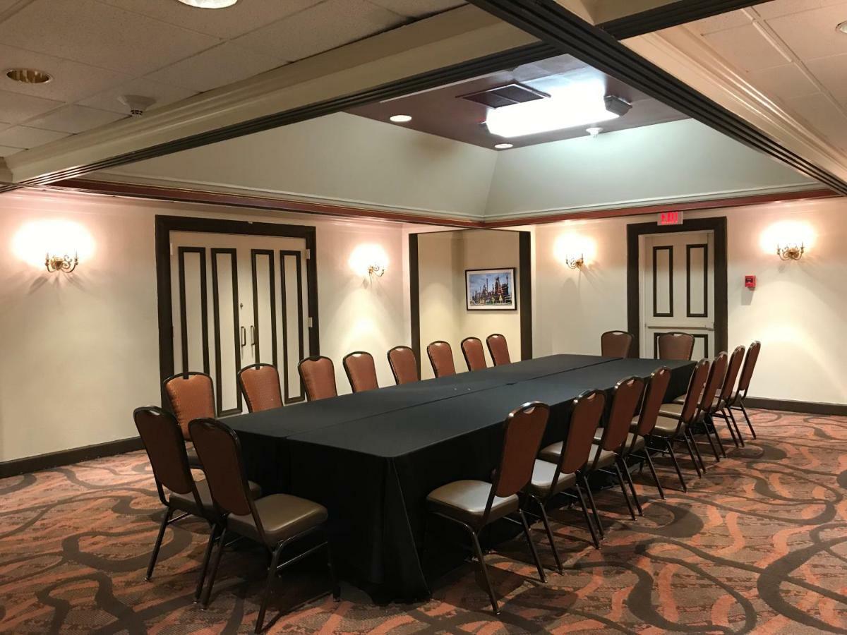 Surestay Plus Hotel By Best Western Lehigh Valley Bethlehem Exterior foto